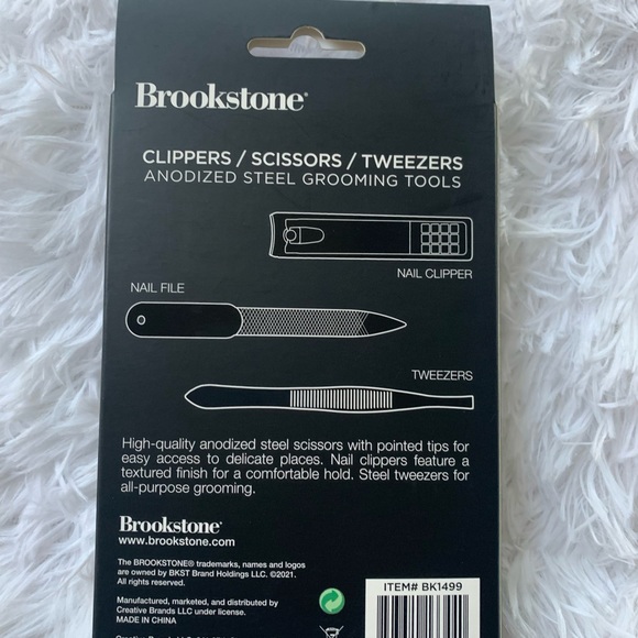 Brookstone mail grooming kit ๐๐ผ - Picture 3 of 3